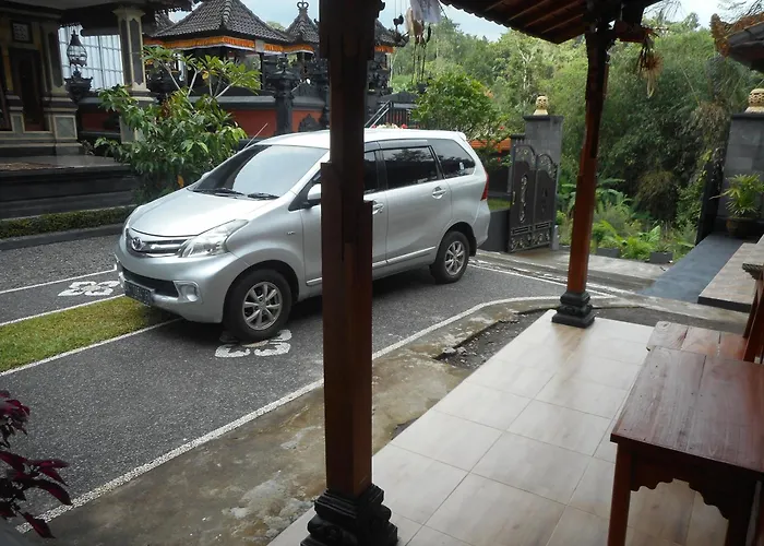 Kadek * Besakih